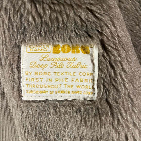 The Men's Shop JC Penney’s Beige Faux Fur lined Coat size 38 - Picture 7 of 7